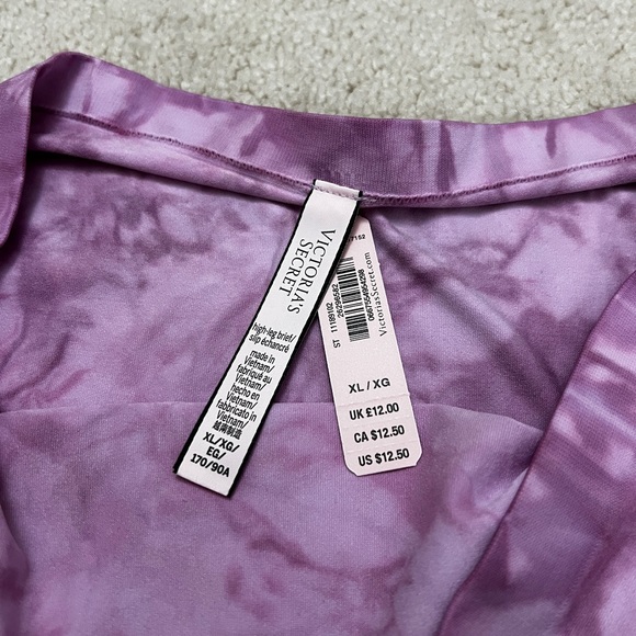NWT Victoria's Secret Sexy Purple logo Seamless No Show High Leg Brief Panty XL - Picture 3 of 3
